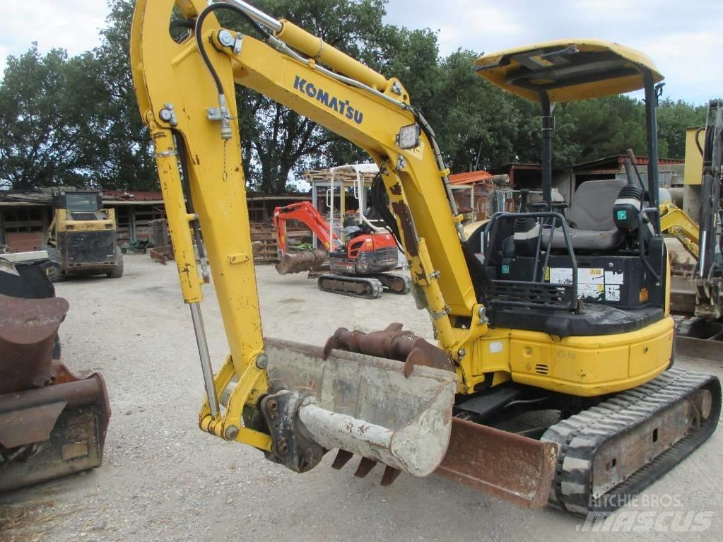 Komatsu PC 26 MR-3 小型挖土機/掘鑿機<7t(小型挖掘機)