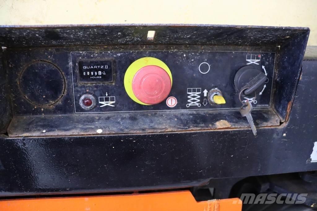 JLG 1932R 剪式升降機