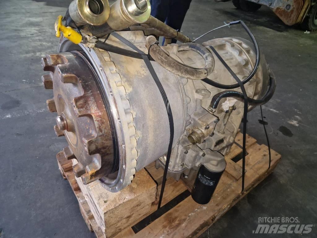 Volvo PT1560 傳動裝置
