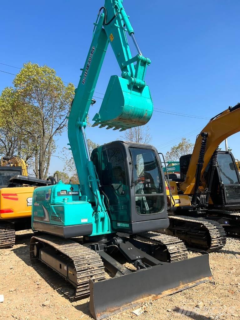 Kobelco SK 75 小型挖土機/掘鑿機<7t(小型挖掘機)