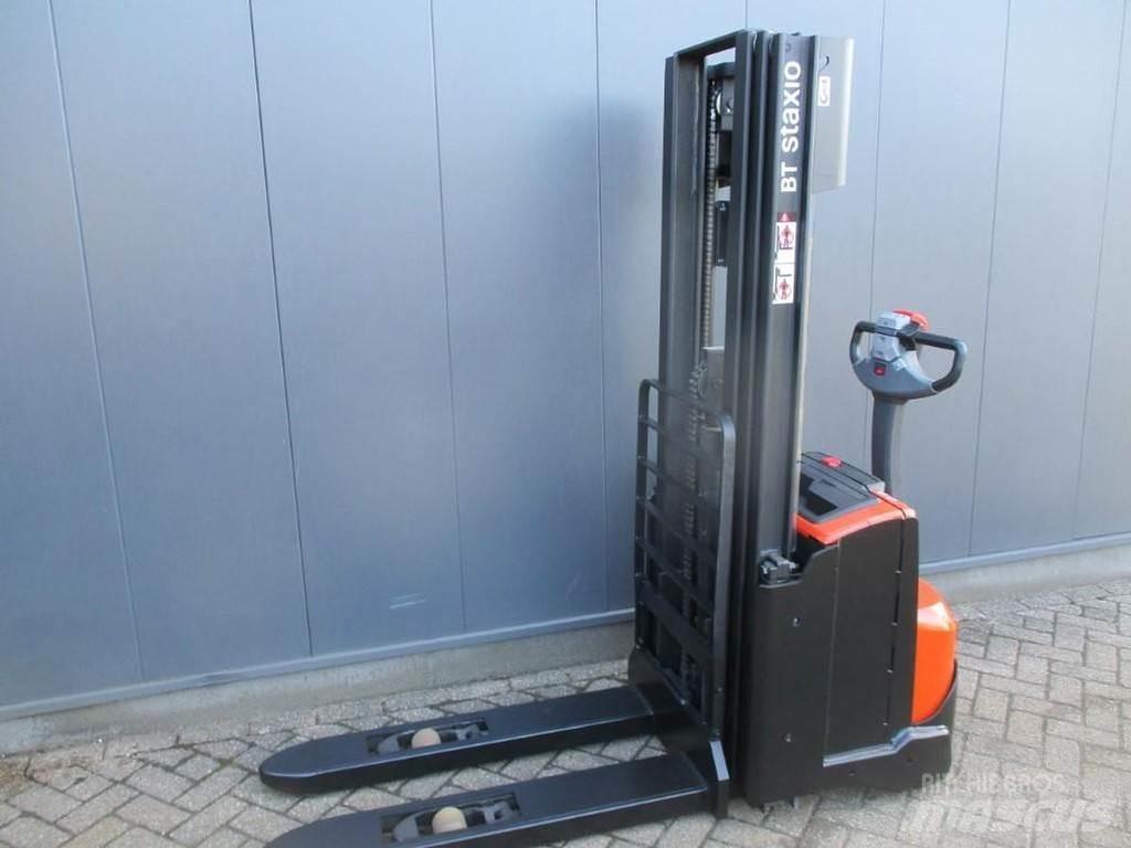 BT SWE 140L 行走控制式堆積機