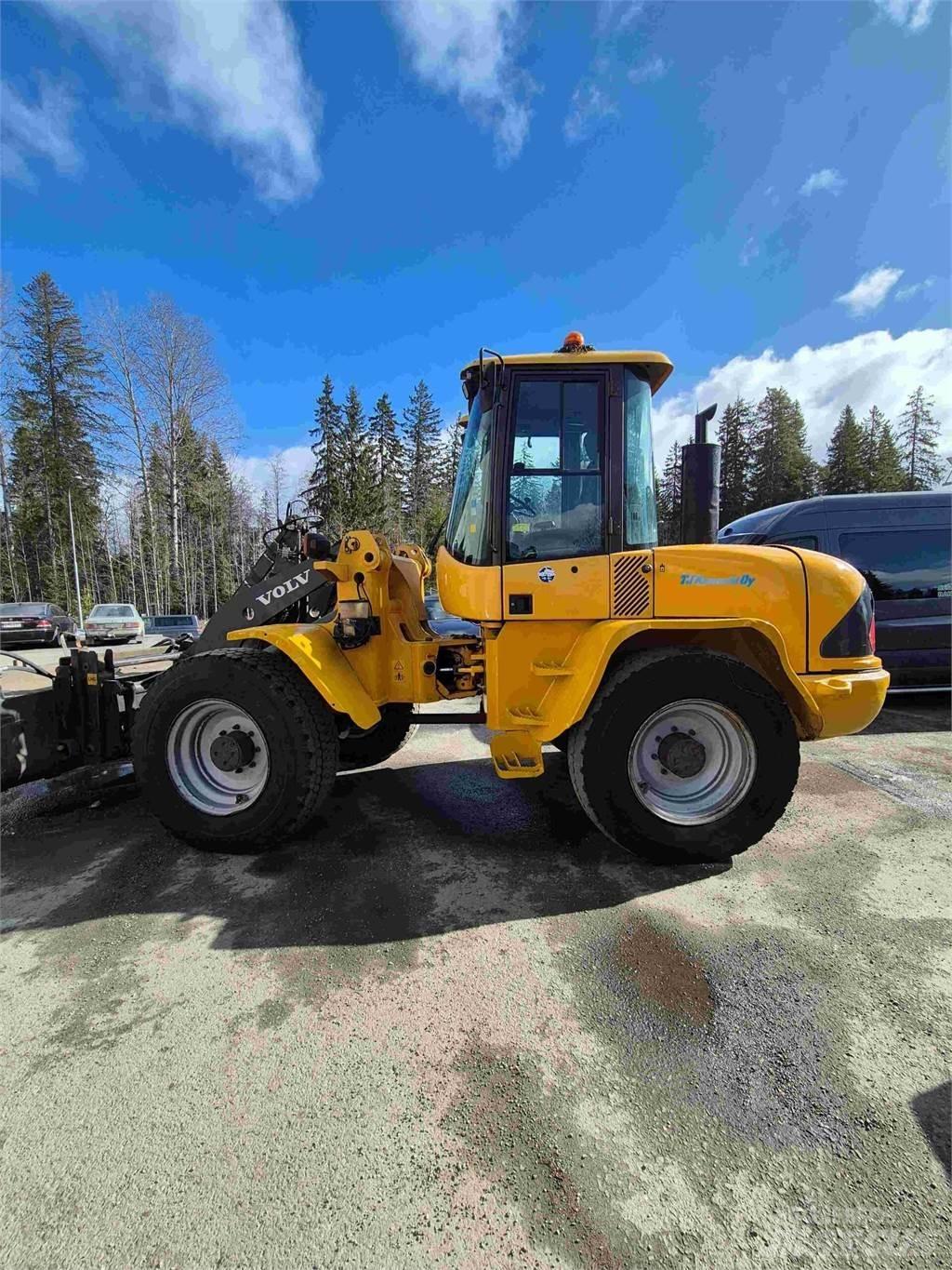 Volvo L45 輪胎式裝載機