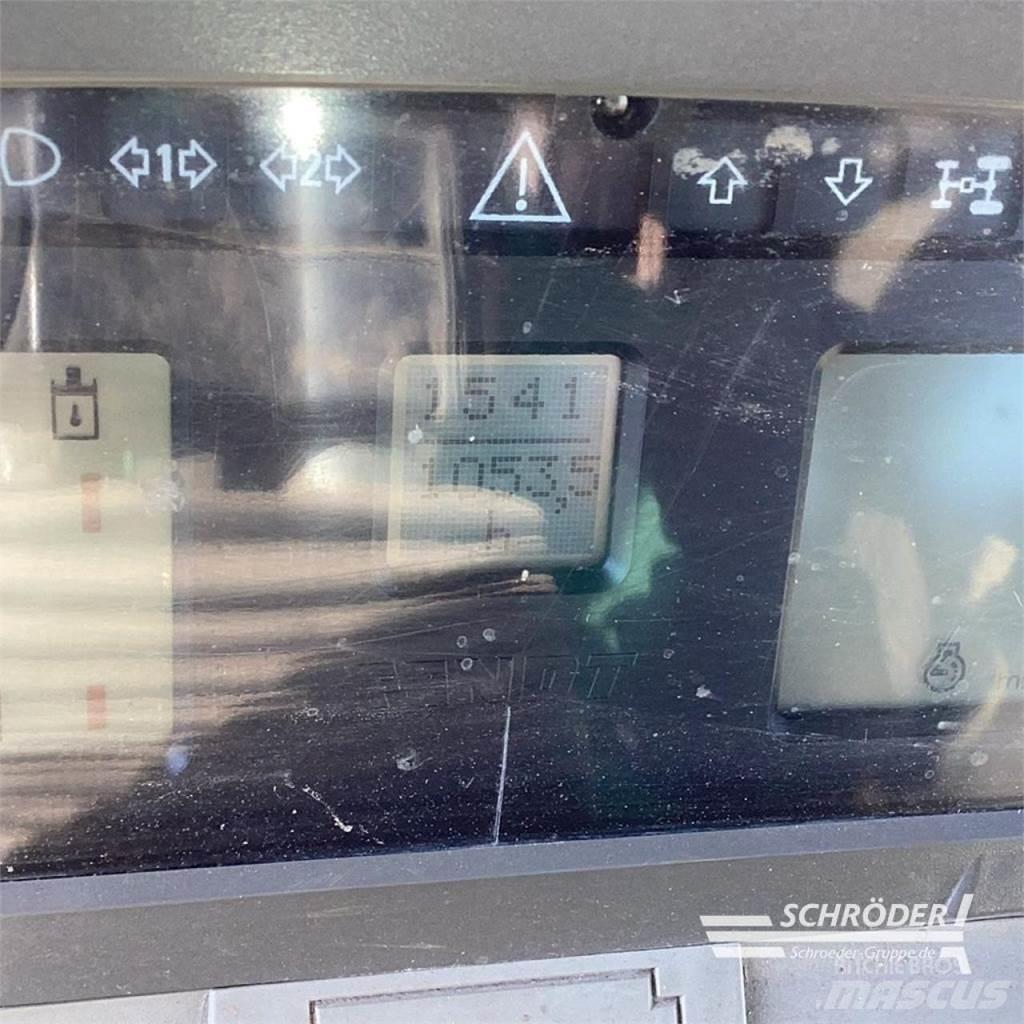 Fendt 712 VARIO 曳引機