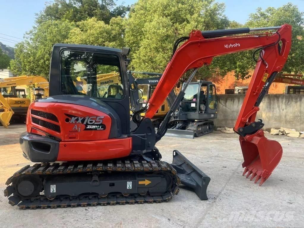 Kubota KX165-5 小型挖土機/掘鑿機<7t(小型挖掘機)