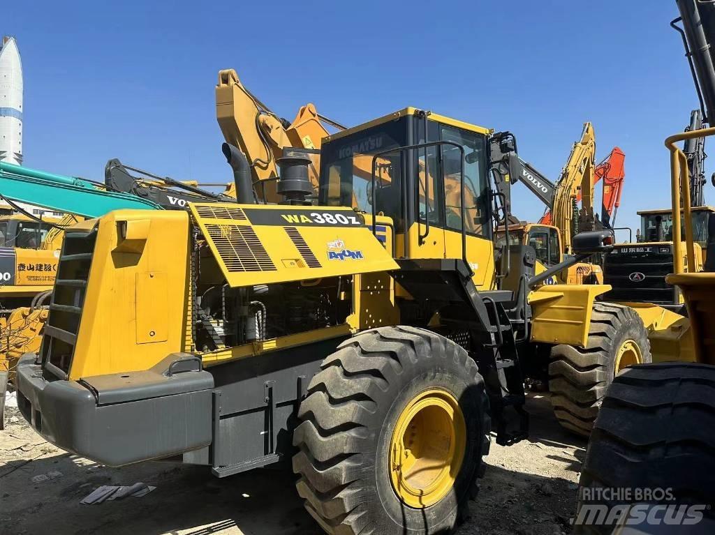 Komatsu WA380-6 輪胎式裝載機