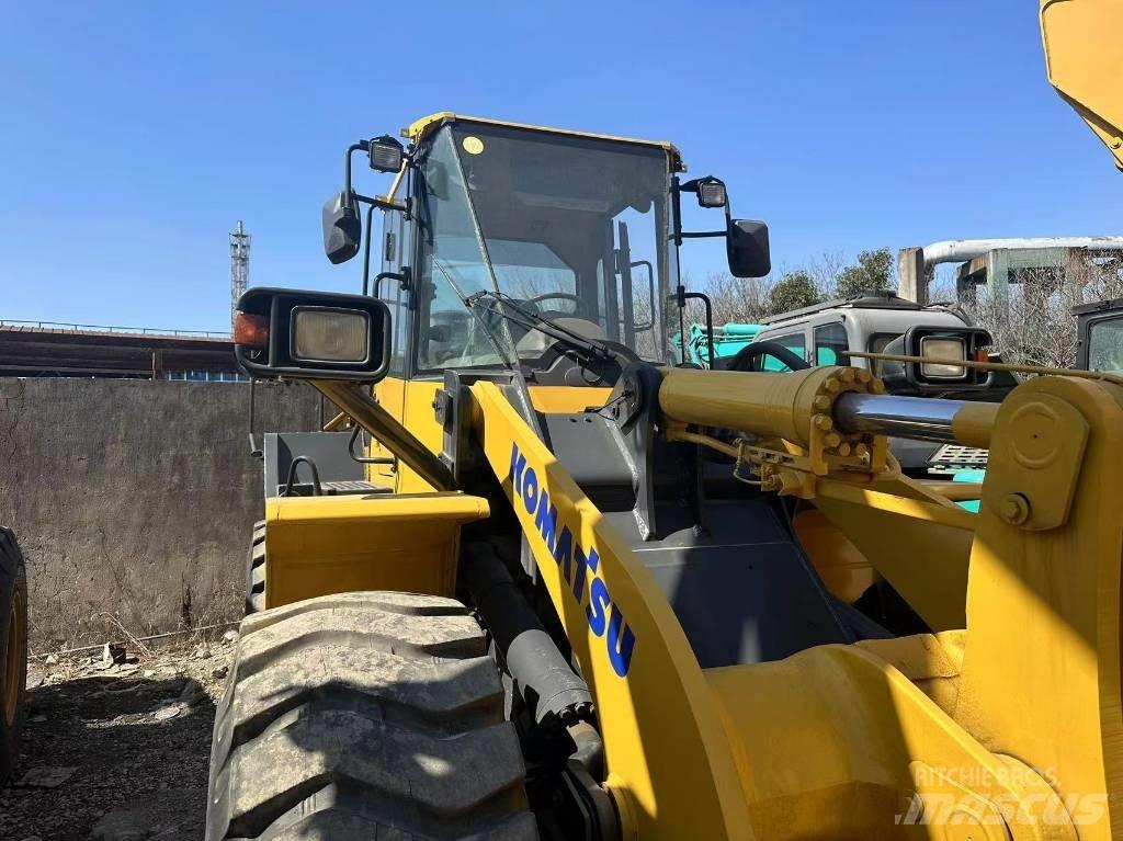 Komatsu WA380-6 輪胎式裝載機