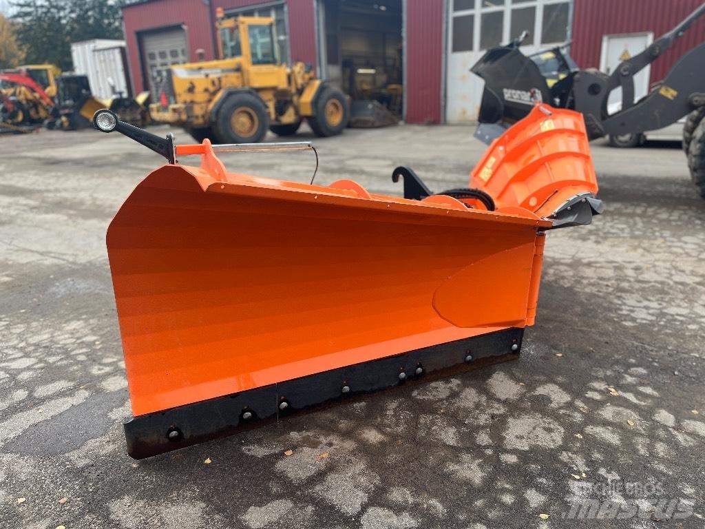 Pronar Vikplog 4m HD 犁
