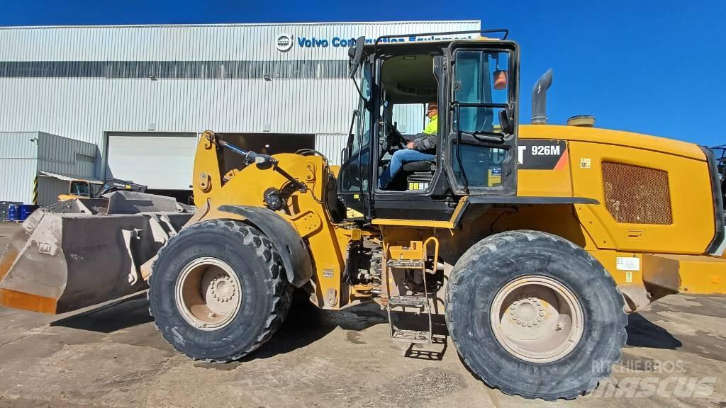 CAT 926M 輪胎式裝載機