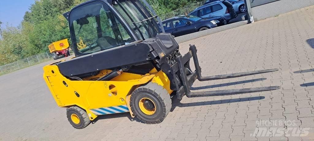 JCB TLT 30-19E 2WD 電動堆高機
