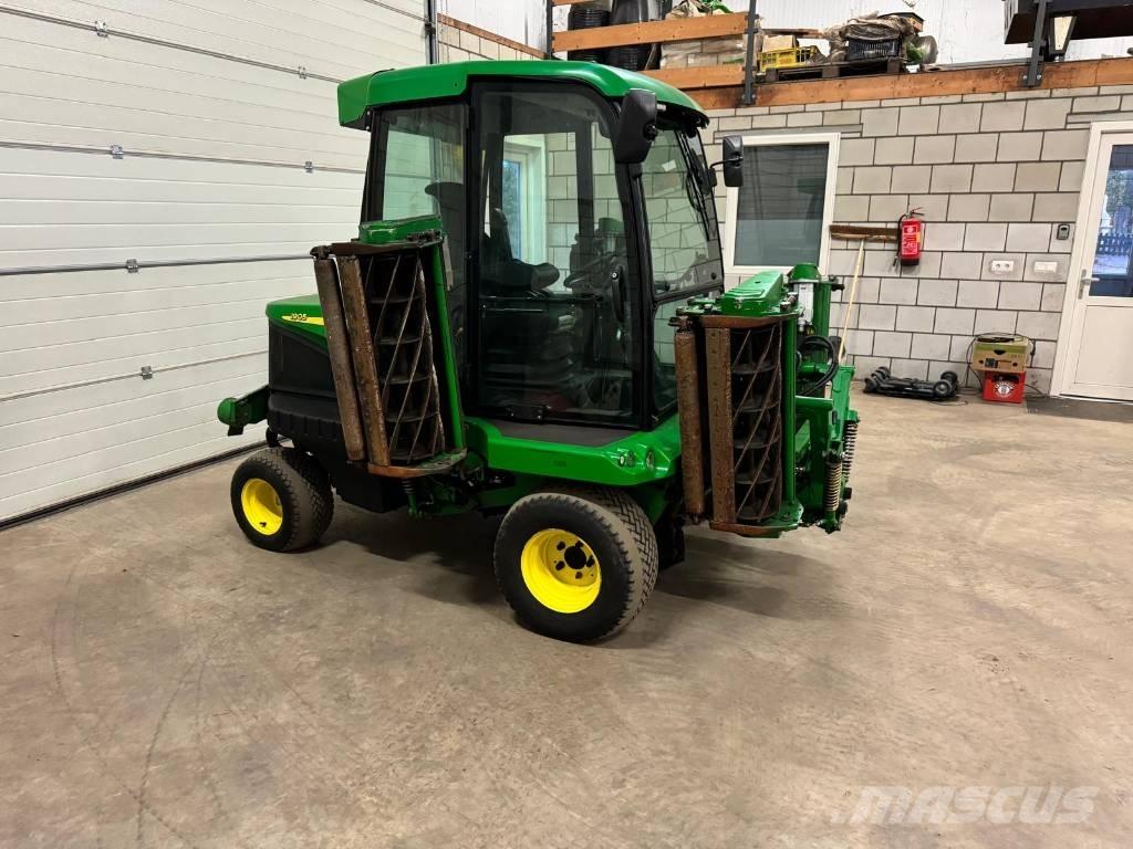 John Deere 1905 騎乘式割草機
