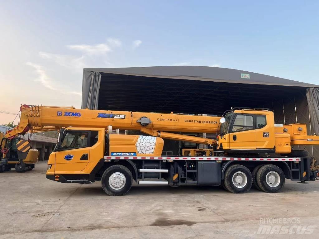 XCMG XCT 25 全路面起重機/吊車