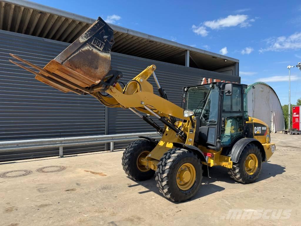 CAT 906M 輪胎式裝載機