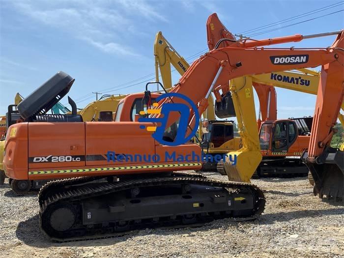 Doosan DX 260LC 履帶式 挖土機/掘鑿機/挖掘機