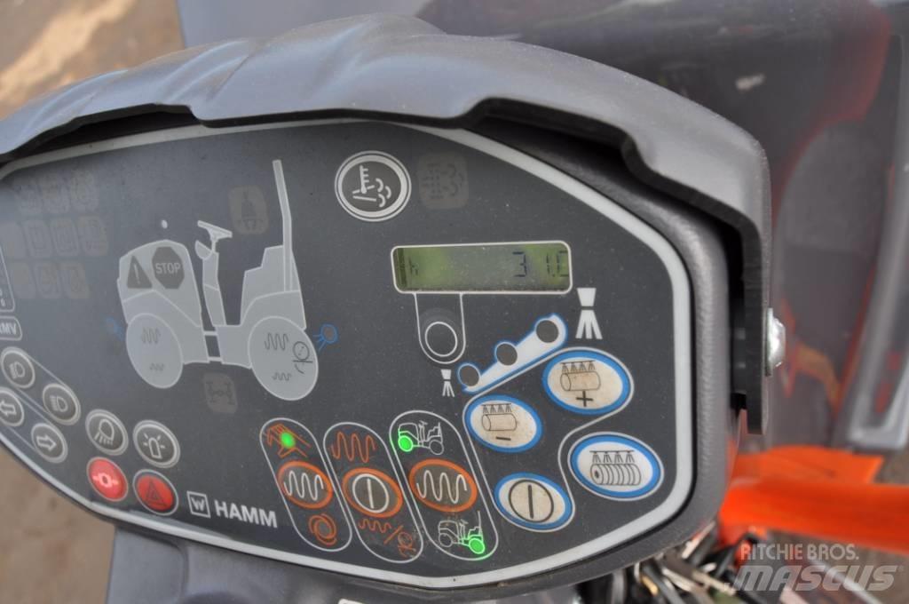 Hamm HD 10 C VV 雙輪滾壓機