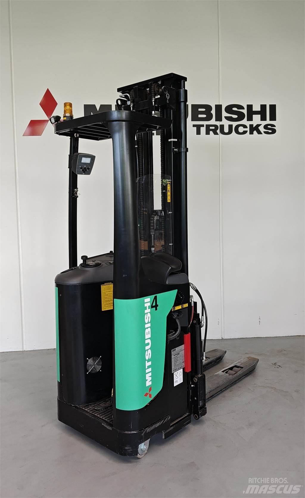 Mitsubishi SBR16NI 平台型低架升降機