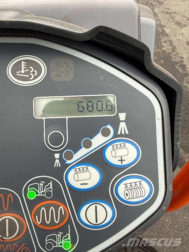 Hamm HD 10 C VV 2022 雙輪滾壓機