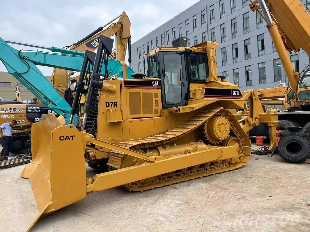 CAT D 7 R 履帶推土機
