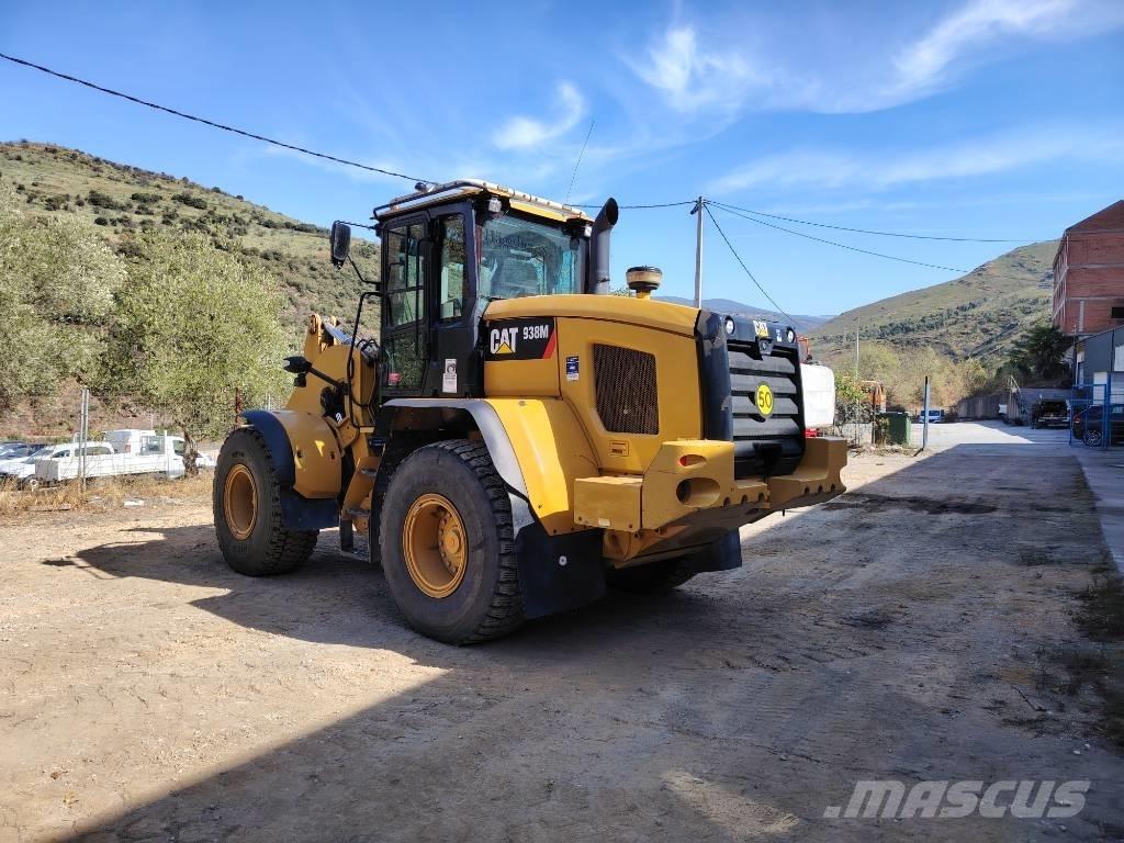 CAT 938 M 輪胎式裝載機