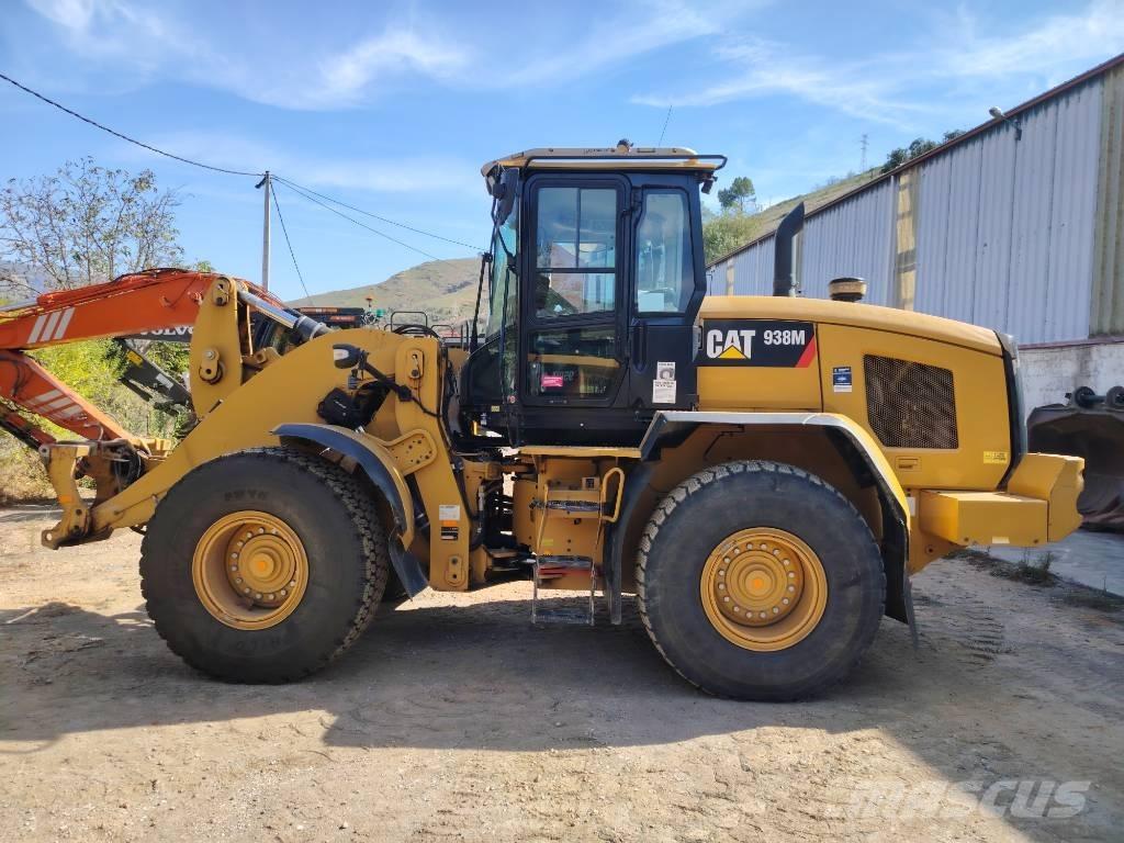 CAT 938 M 輪胎式裝載機