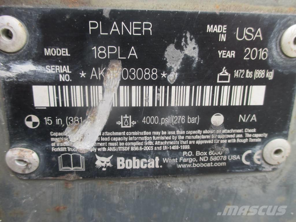 Bobcat 18 PLA 刮土機