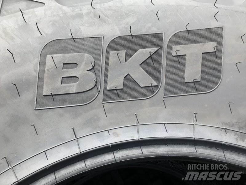 BKT 710/70R38 輪胎、車輪和輪圈