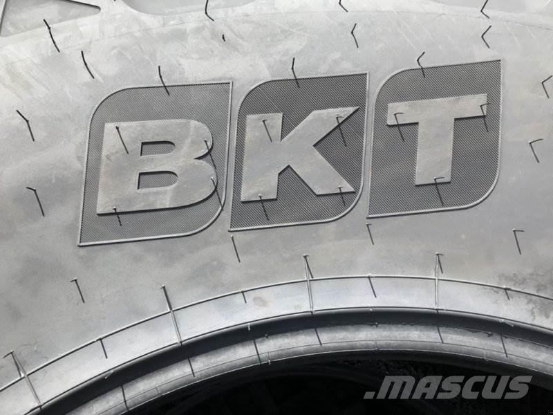 BKT 710/70R38 輪胎、車輪和輪圈