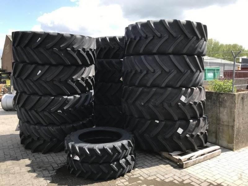 BKT 710/70R38 輪胎、車輪和輪圈