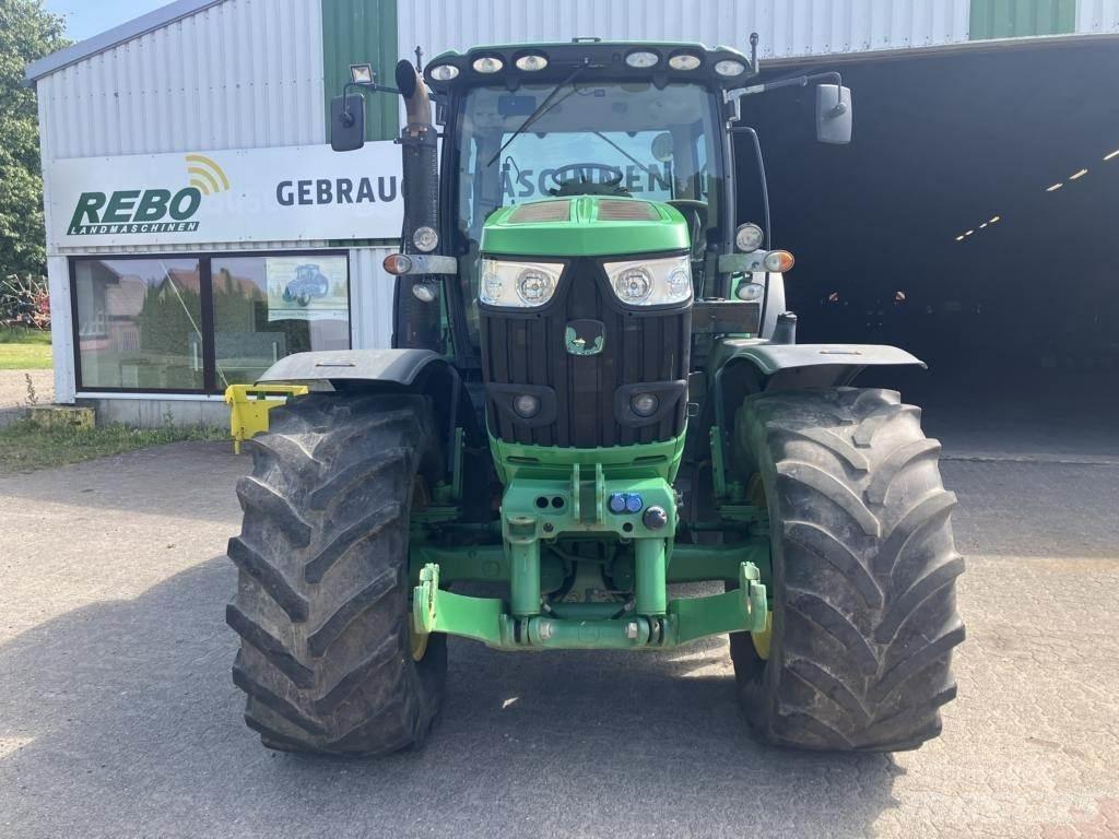 John Deere 6210R 曳引機