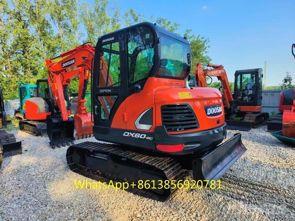 Doosan DX 60 小型挖土機/掘鑿機<7t(小型挖掘機)