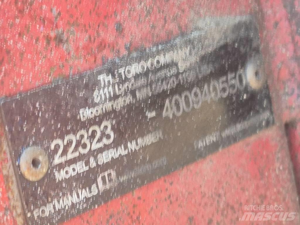 Toro TX 525 滑移轉向裝載機