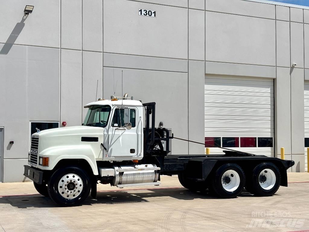Mack CH 613 救援車