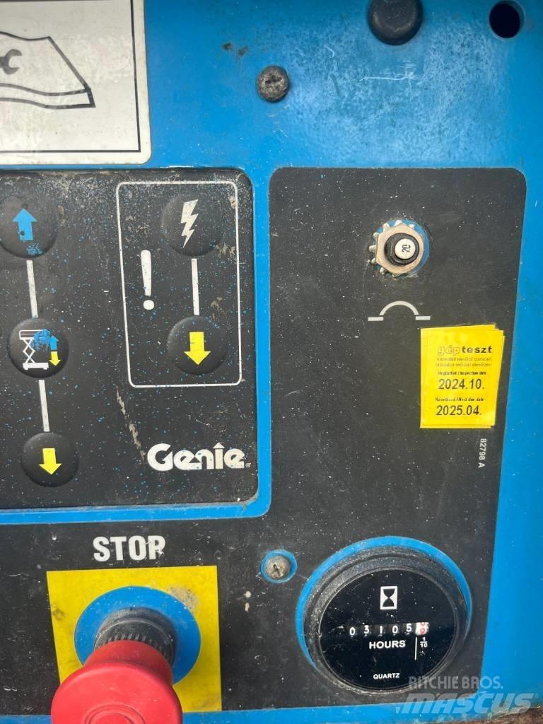 Genie GS 3384 RT 剪式升降機