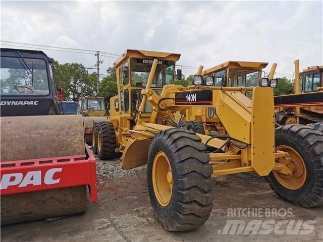 CAT 140 H 平土機