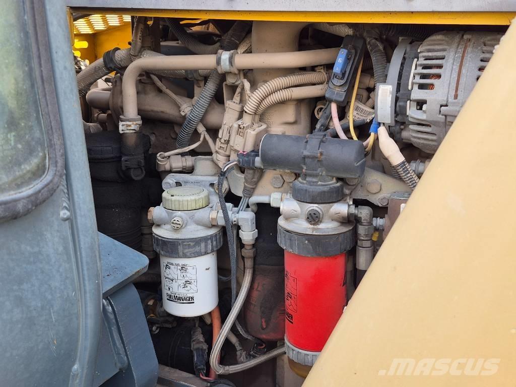 Gehl RS 6-42 伸縮臂操作車