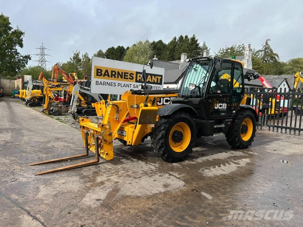 JCB 535-125 Hiviz 伸縮臂操作車