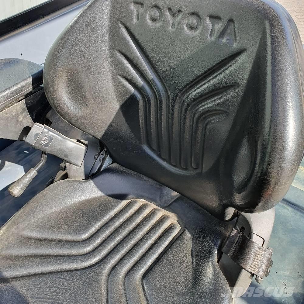 Toyota Traigo 80 電動堆高機