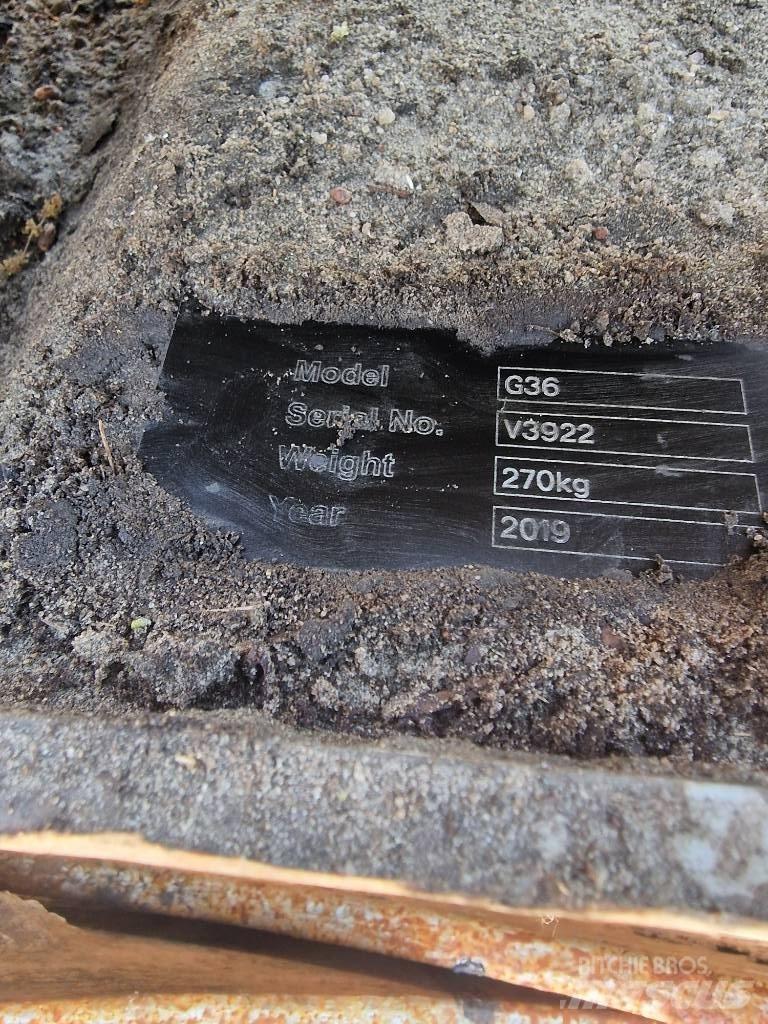 Komatsu G36 林業其他機械設備