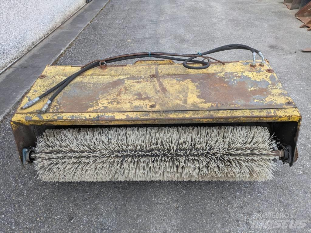 Bobcat 773 滑移轉向裝載機