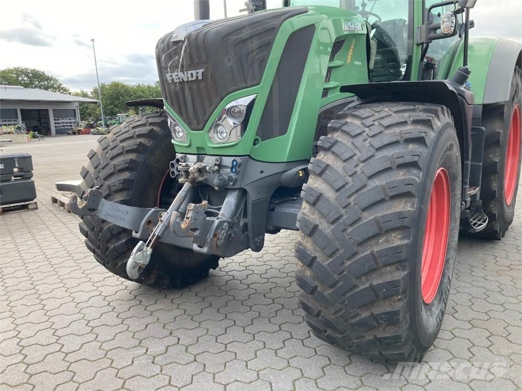 Fendt 824 Vario S4 曳引機