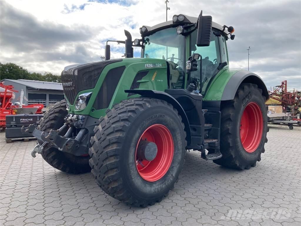 Fendt 824 Vario S4 曳引機