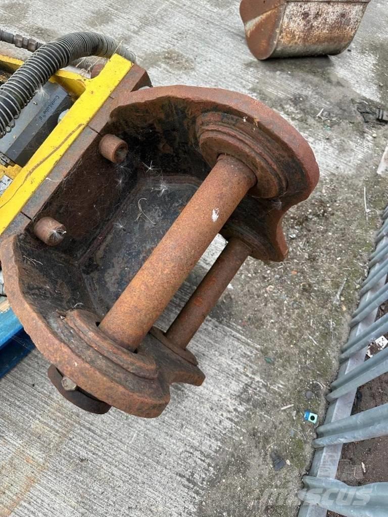 Atlas Copco MB 1200 鐵鎚/碎石機