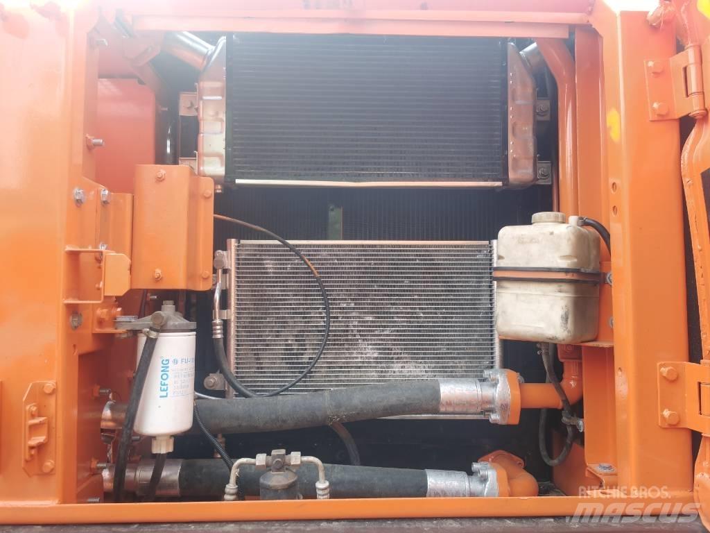 Doosan DX 225 LC 履帶式 挖土機/掘鑿機/挖掘機