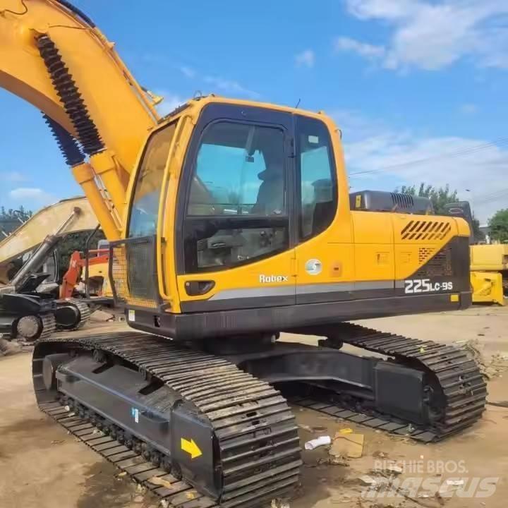 Hyundai 225 履帶式 挖土機/掘鑿機/挖掘機