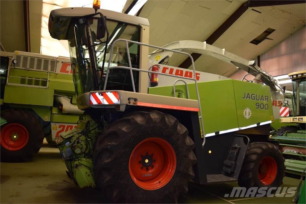 CLAAS Jaguar 900 自走式飼料採集機