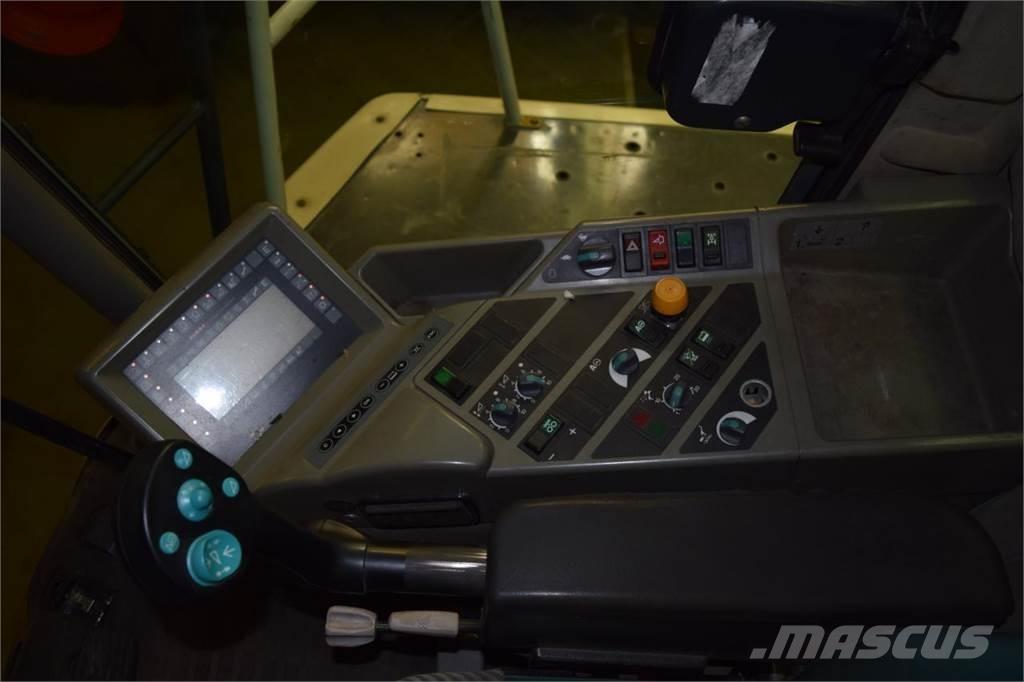 CLAAS Jaguar 900 自走式飼料採集機