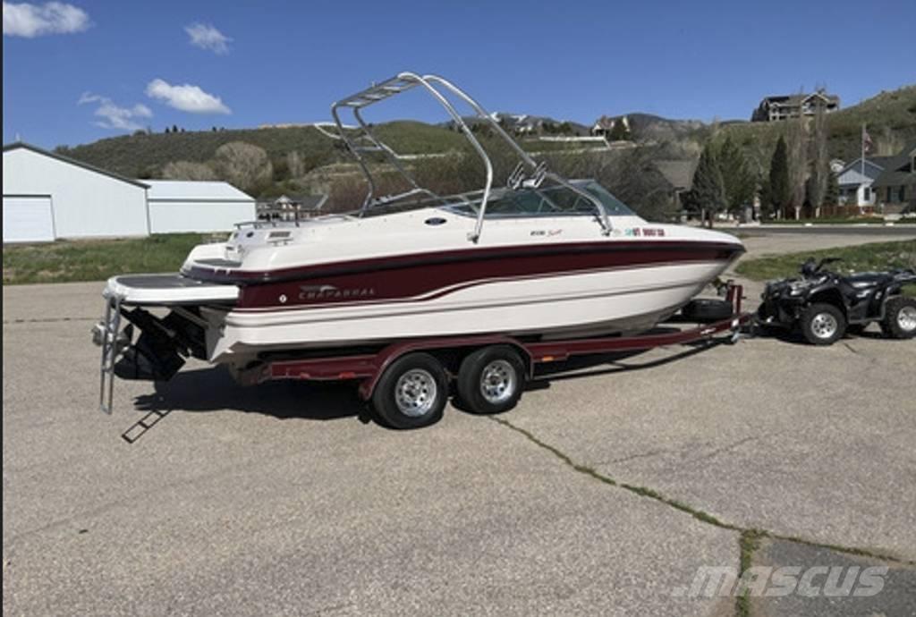  Chaparral 2330 SS 工作船艇 / 駁船