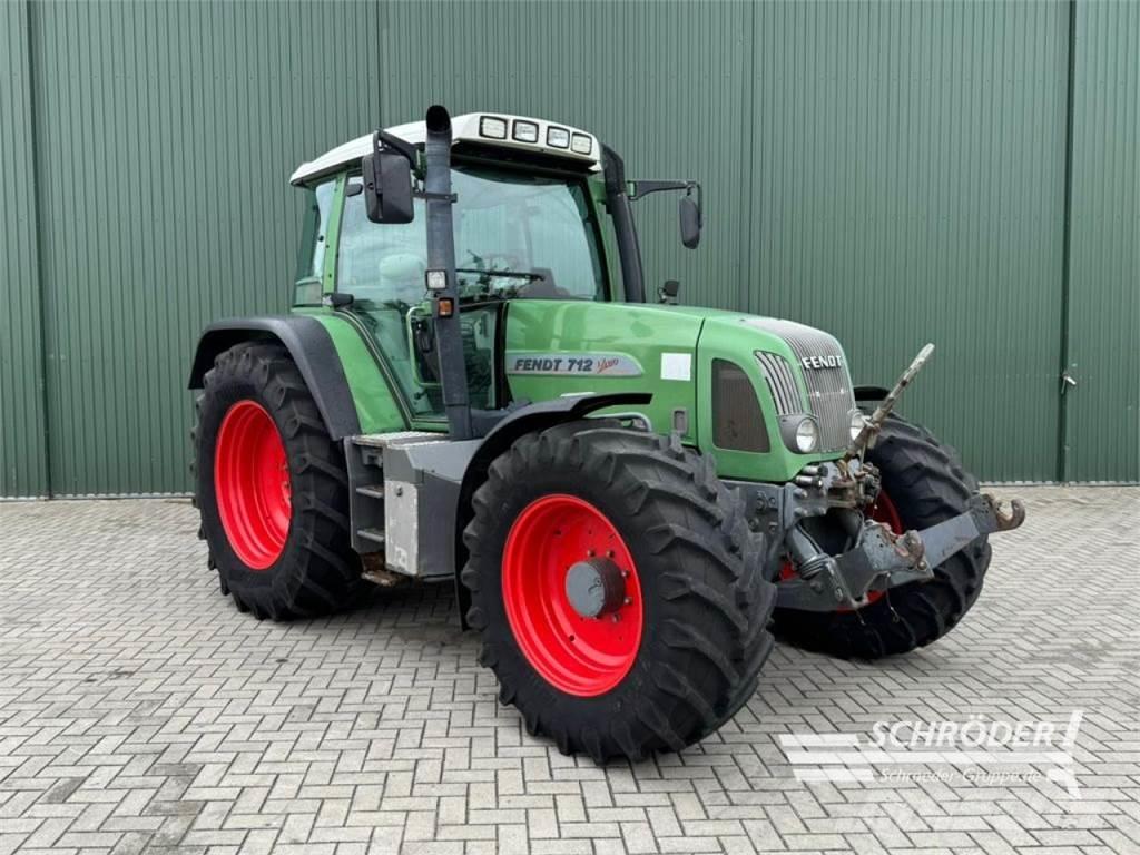 Fendt 712 VARIO 曳引機