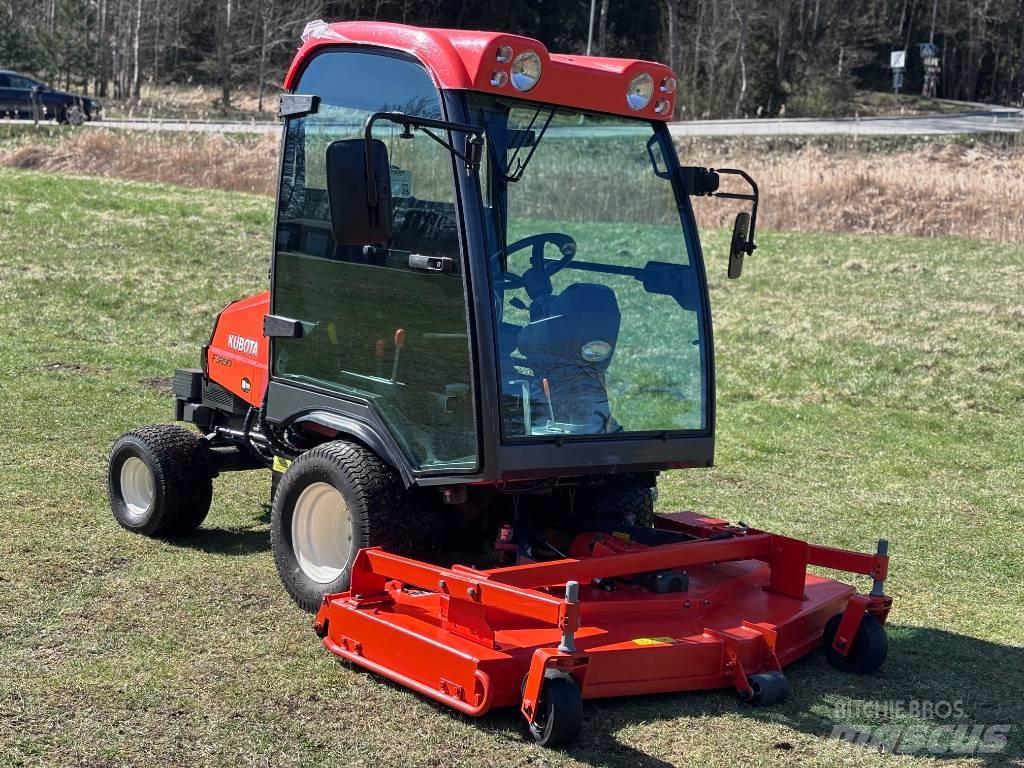 Kubota F 3890 騎乘式割草機