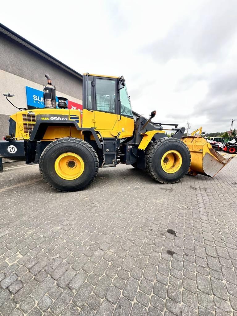Komatsu WA 250 PZ-6 輪胎式裝載機