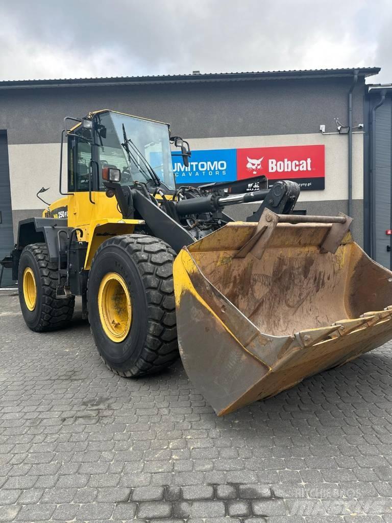 Komatsu WA 250 PZ-6 輪胎式裝載機